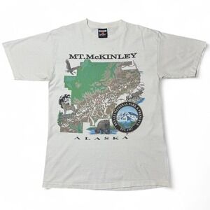 Vintage 90s Mount McKinley Alaska Wildlife Nature Animal Map Outdoors T-Shirt